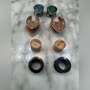 Stainless steel and wood plugs (gauges) size 9/16